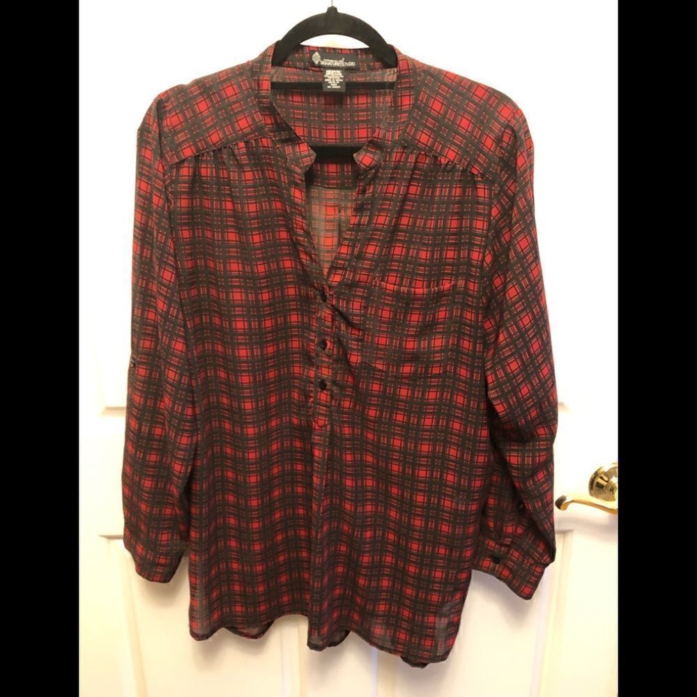 Signature Studios blouse/tunic 